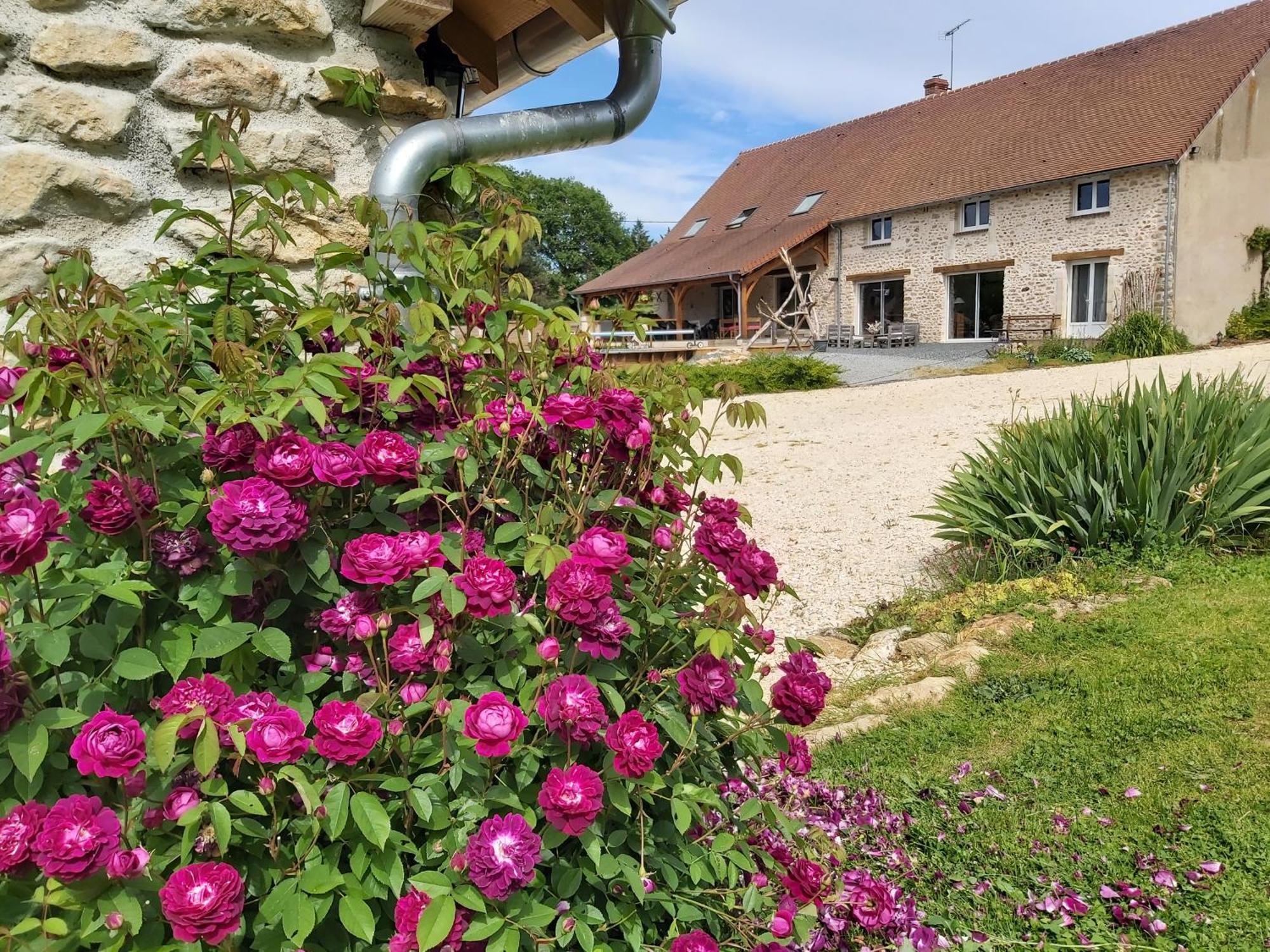 Bed and Breakfast Le Pre De La Rue Bouesse Екстер'єр фото